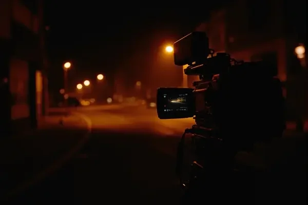 纪录写实分类封面